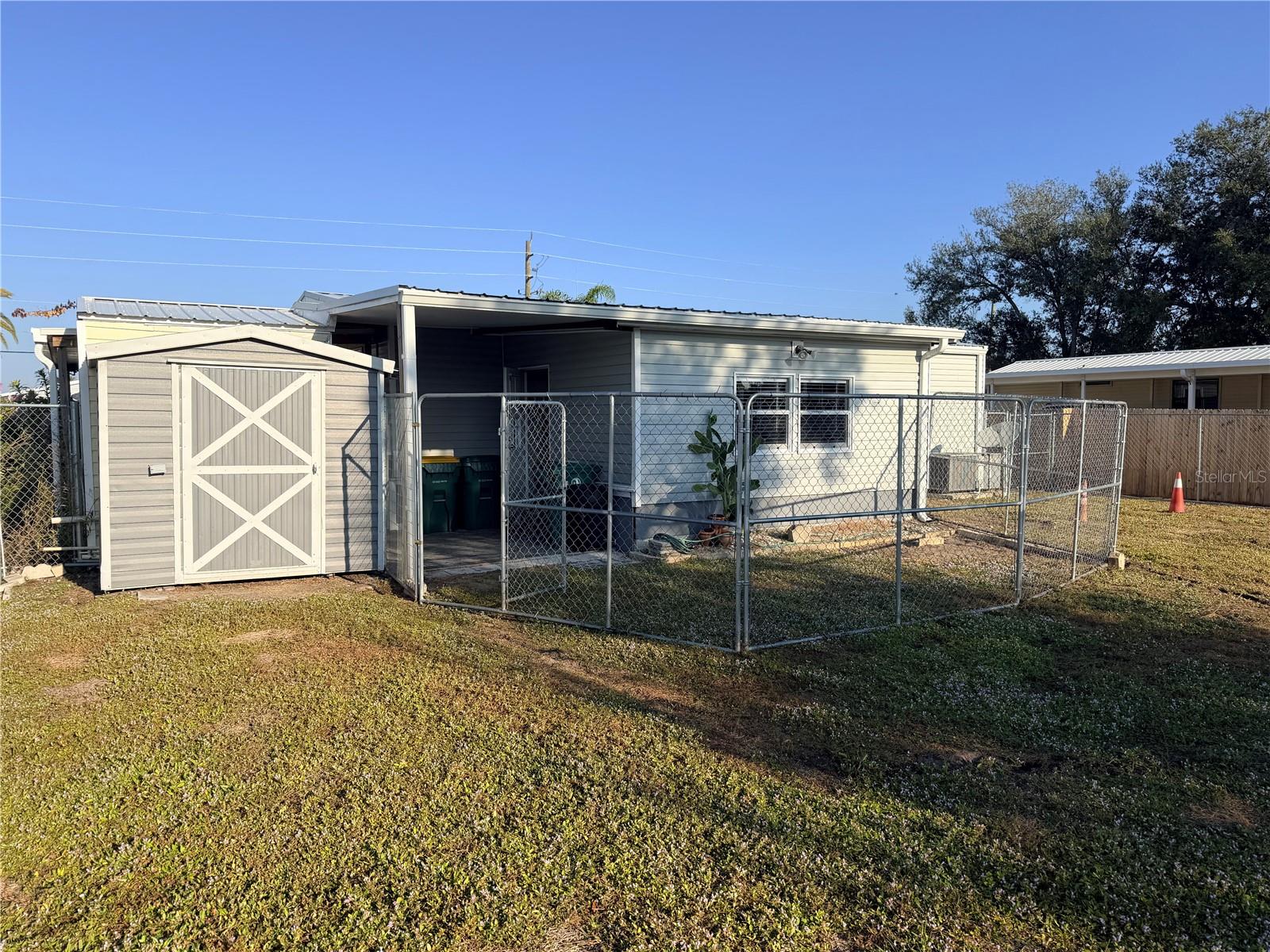 Image 30 of 32 For 4361 Riverside Drive