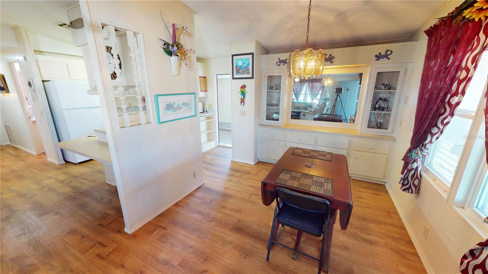 Image 8 of 32 For 4361 Riverside Drive