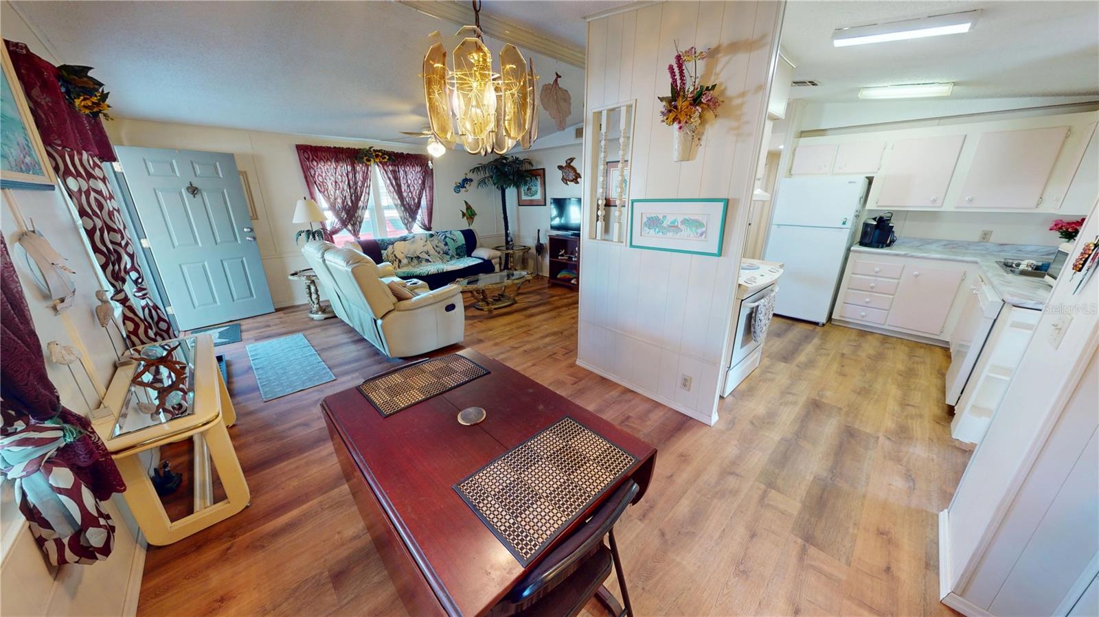 Image 9 of 32 For 4361 Riverside Drive