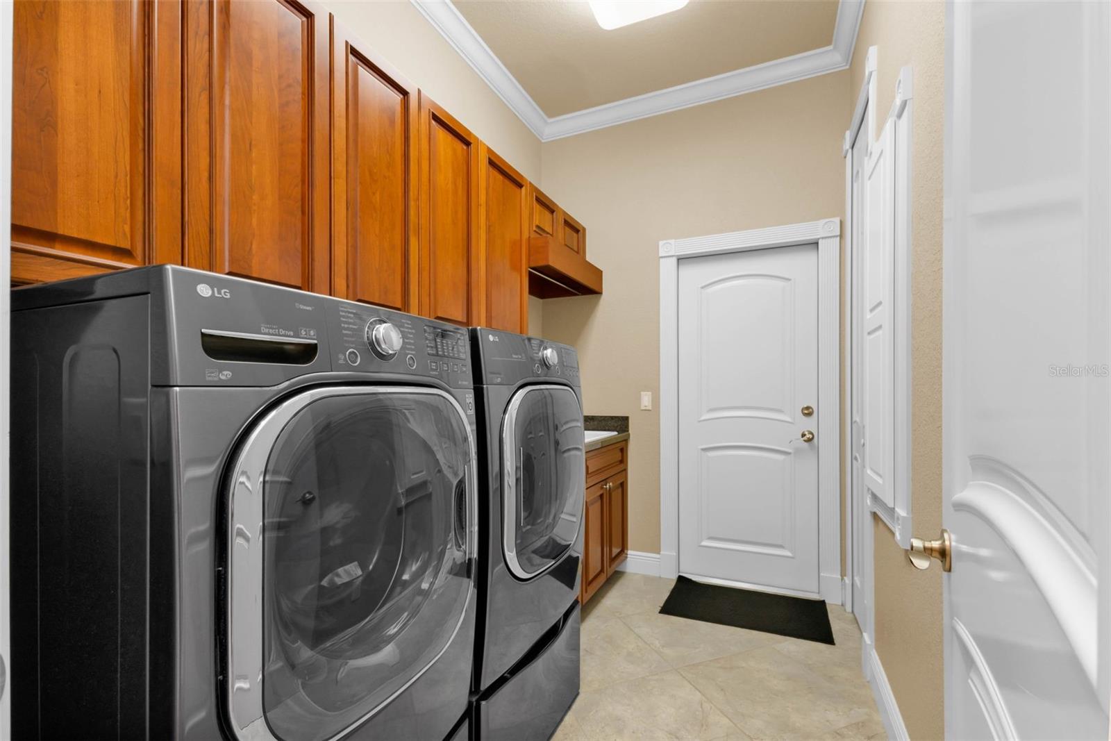 Image 48 of 95 For 5644 Blackjack Court S