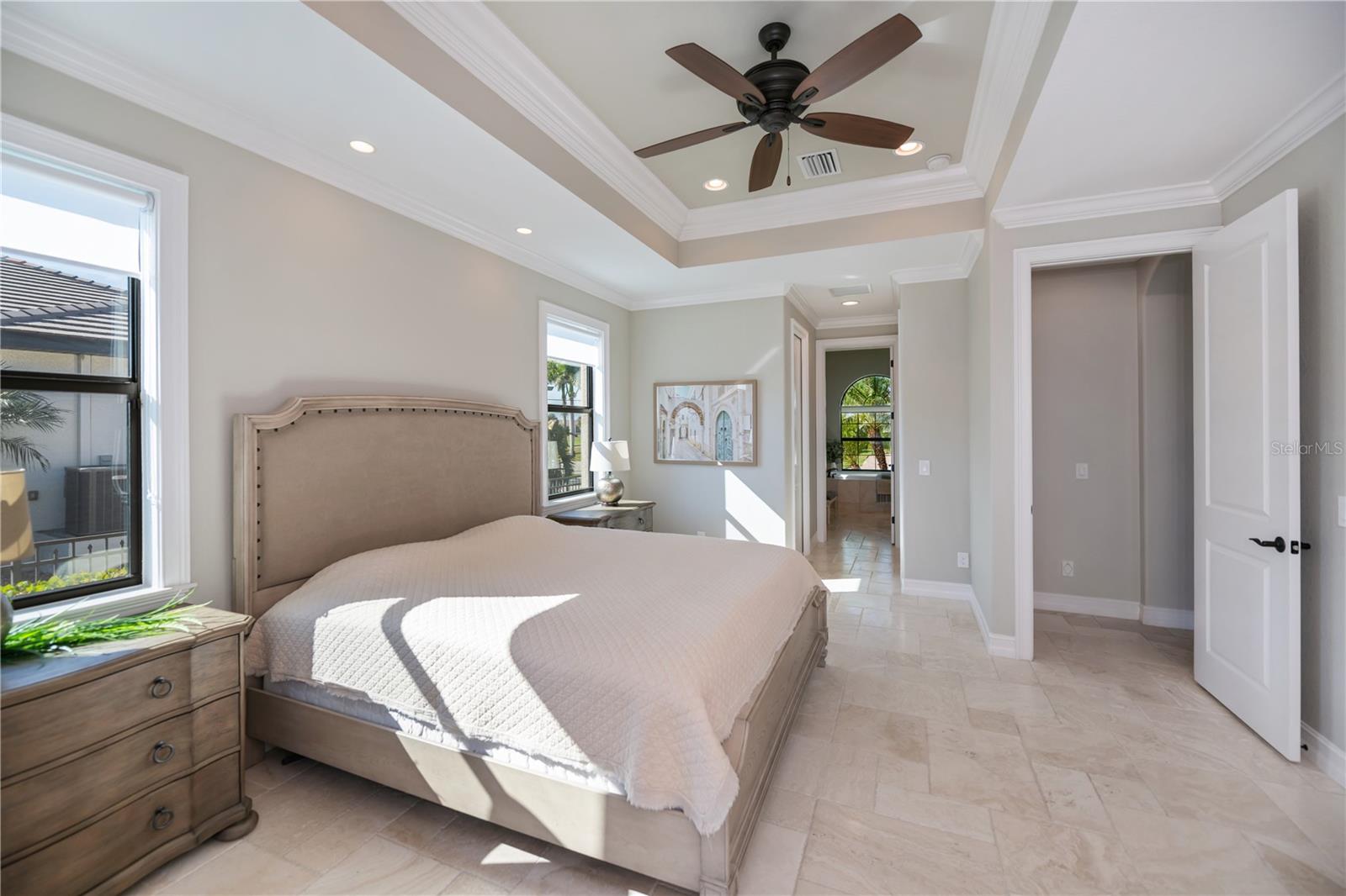 Image 42 of 100 For 259 Madrid Boulevard