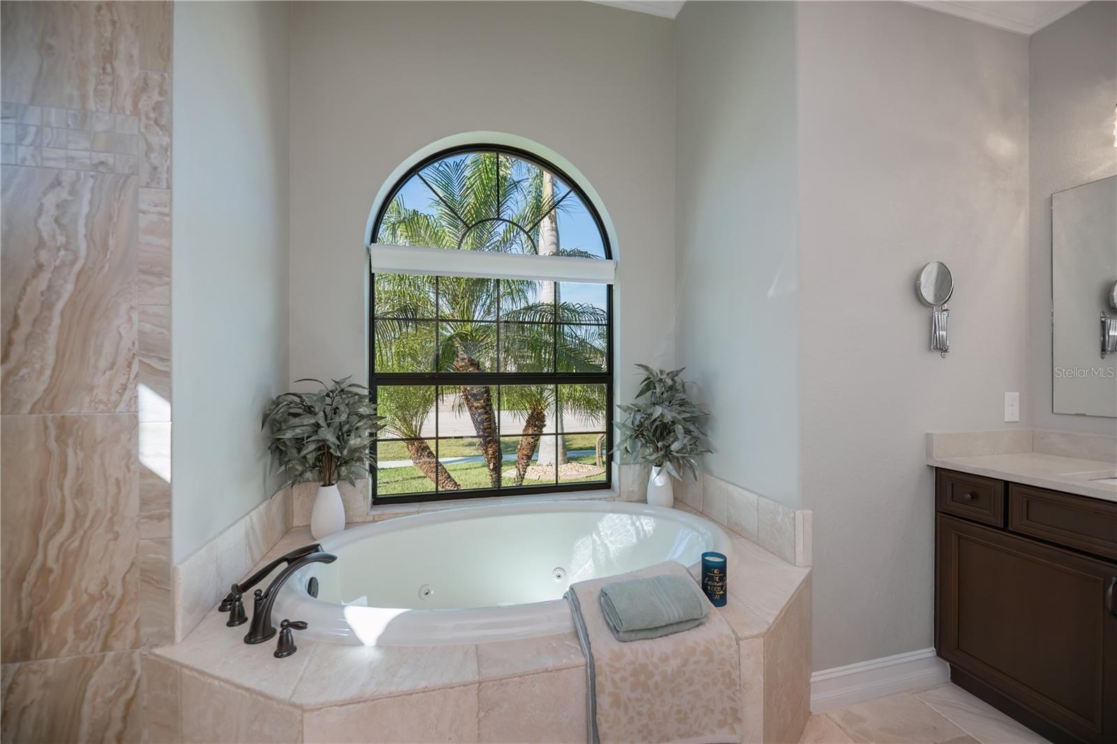 Image 50 of 100 For 259 Madrid Boulevard