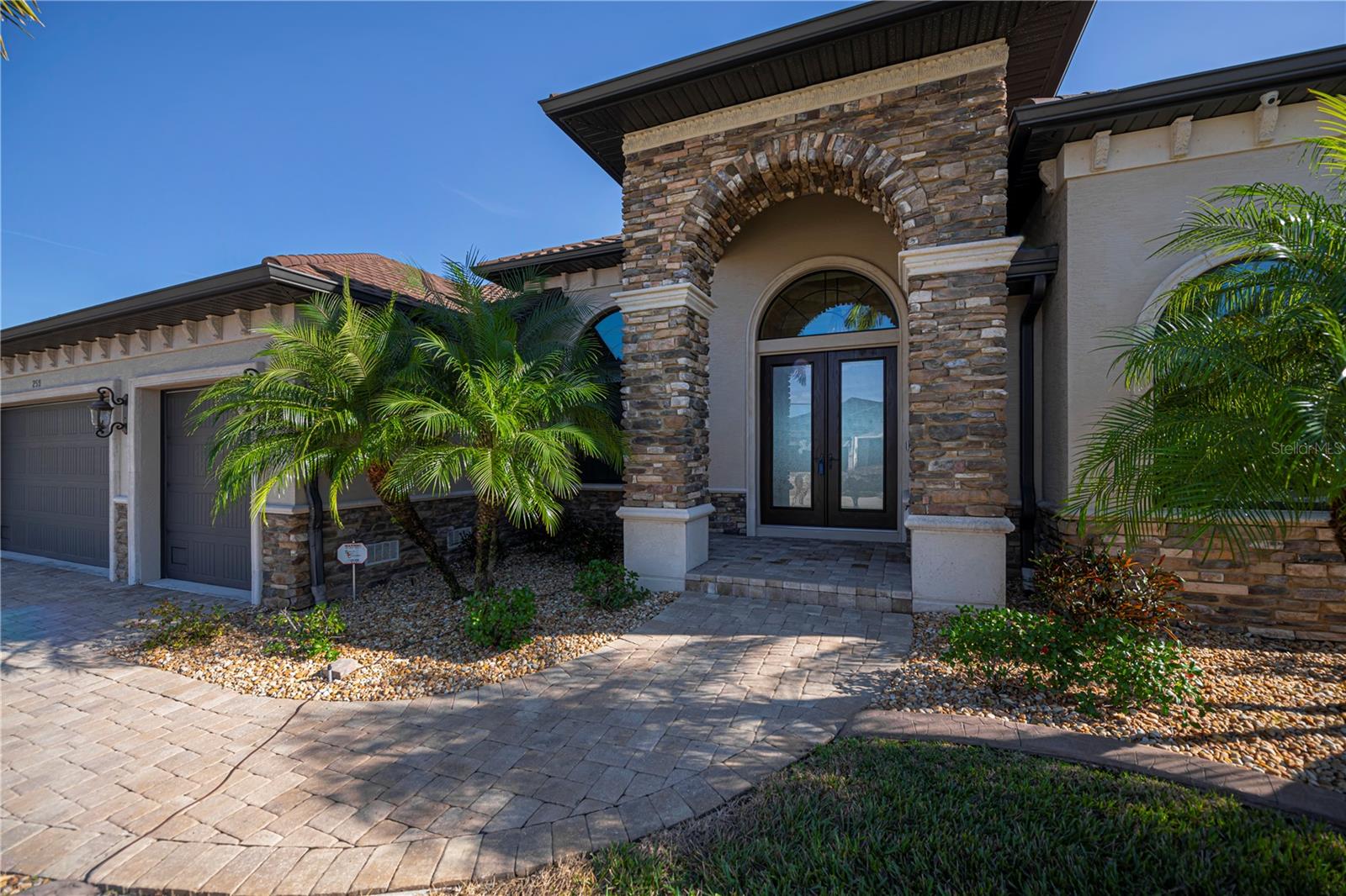 Image 7 of 100 For 259 Madrid Boulevard