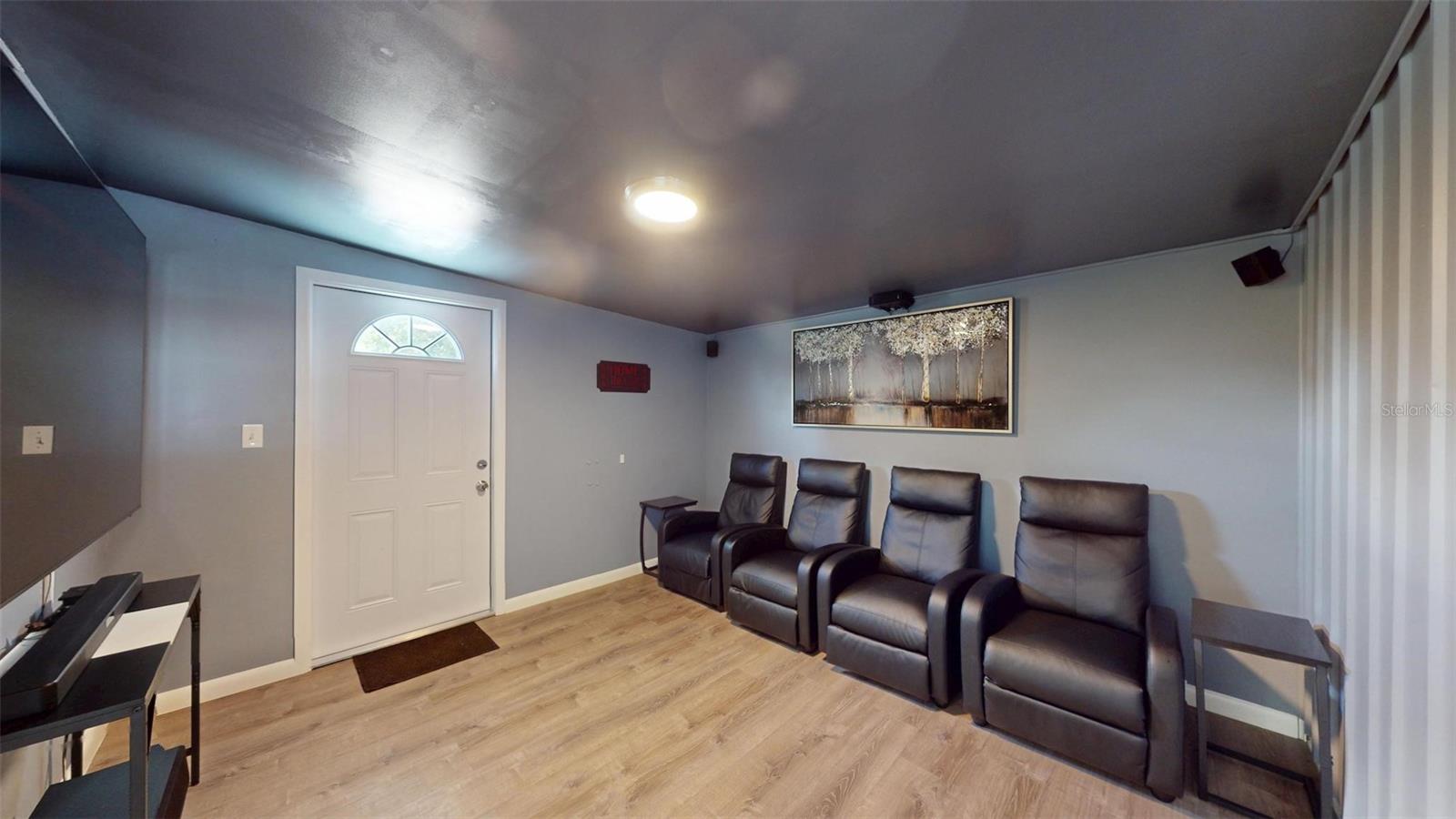 Image 13 of 35 For 20407 Albury Drive