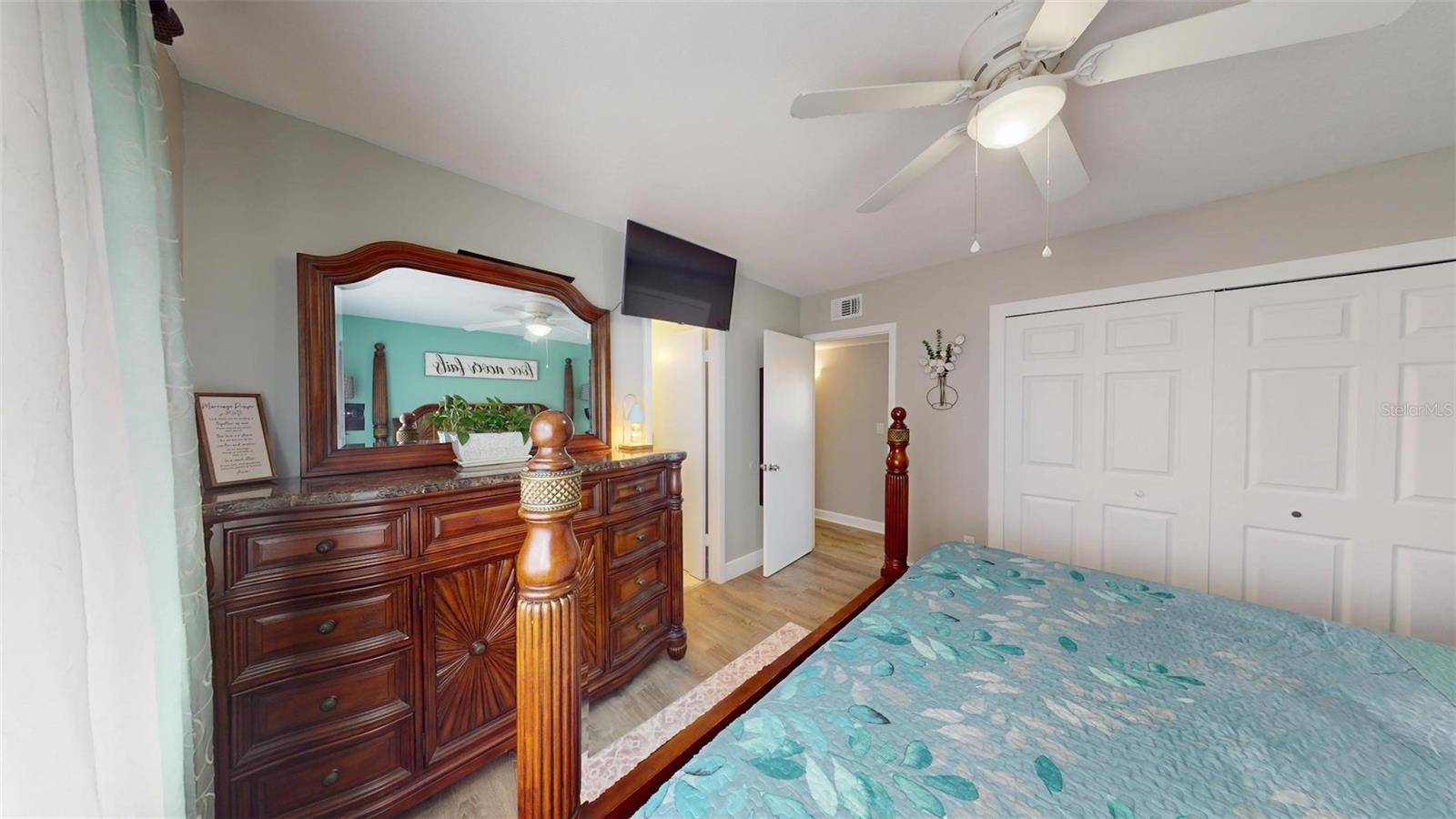 Image 28 of 35 For 20407 Albury Drive