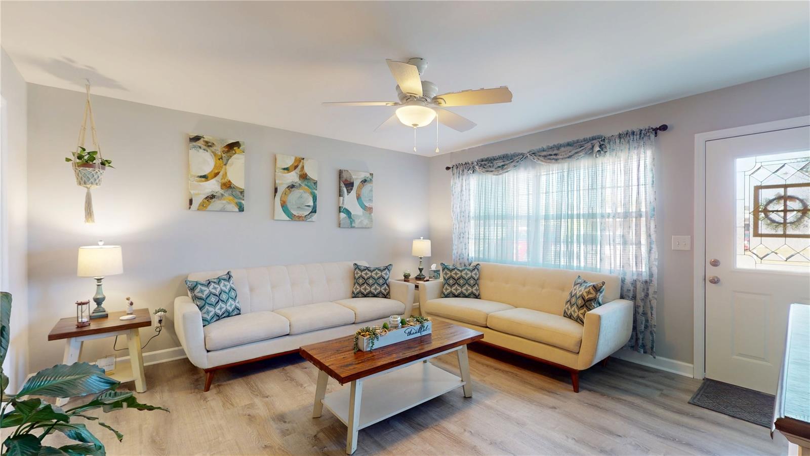 Image 4 of 35 For 20407 Albury Drive