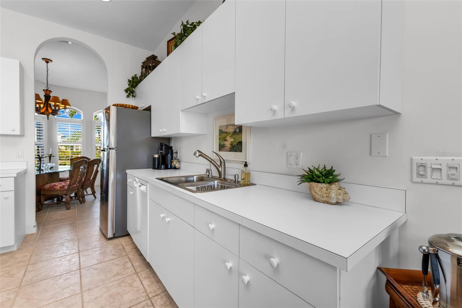 Image 14 of 62 For 1605 Atares Drive 112