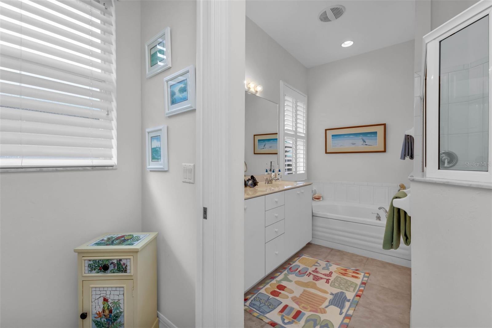 Image 23 of 62 For 1605 Atares Drive 112