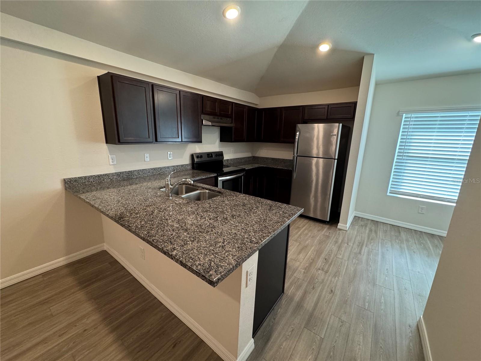 Image 16 of 20 For 27217 Washington Street