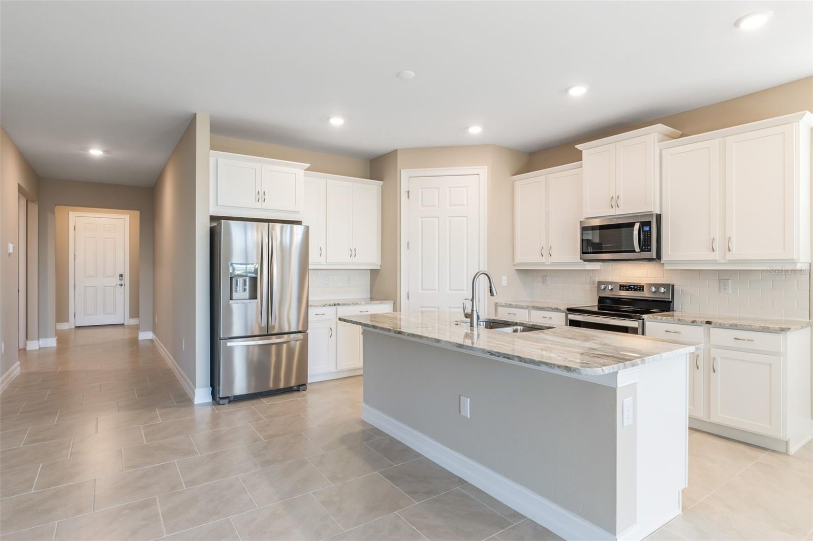 Image 8 of 21 For 2064 New Castle Lane