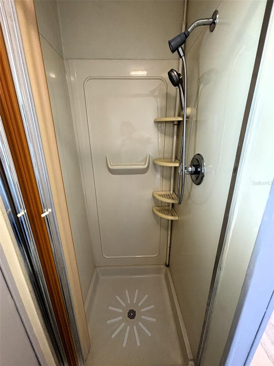 Image 21 of 30 For 6444 Haele Court