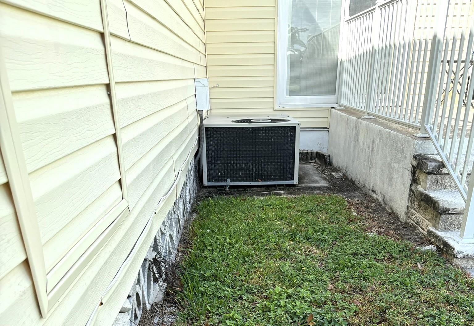 Image 24 of 30 For 6444 Haele Court