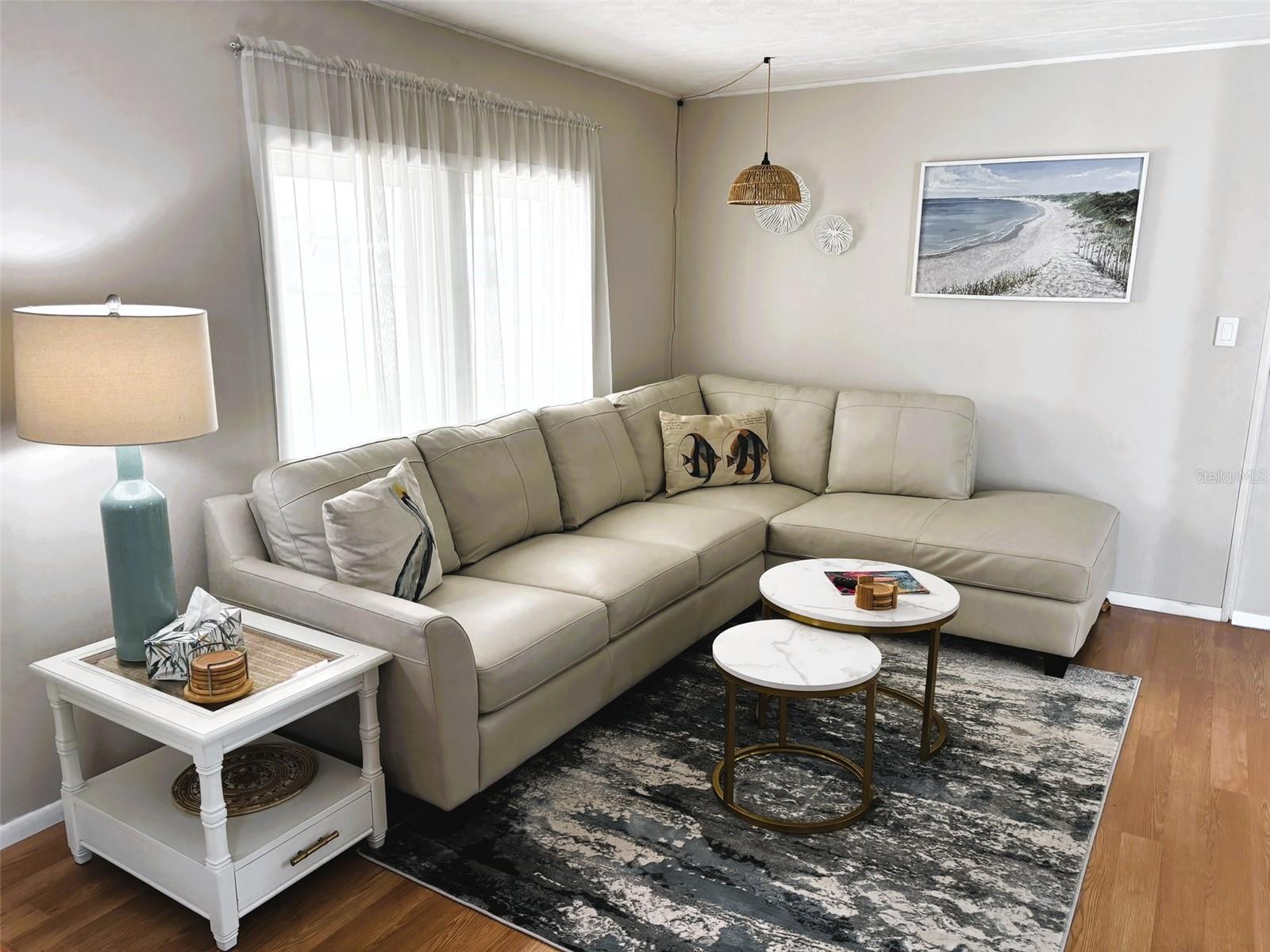 Image 5 of 30 For 6444 Haele Court