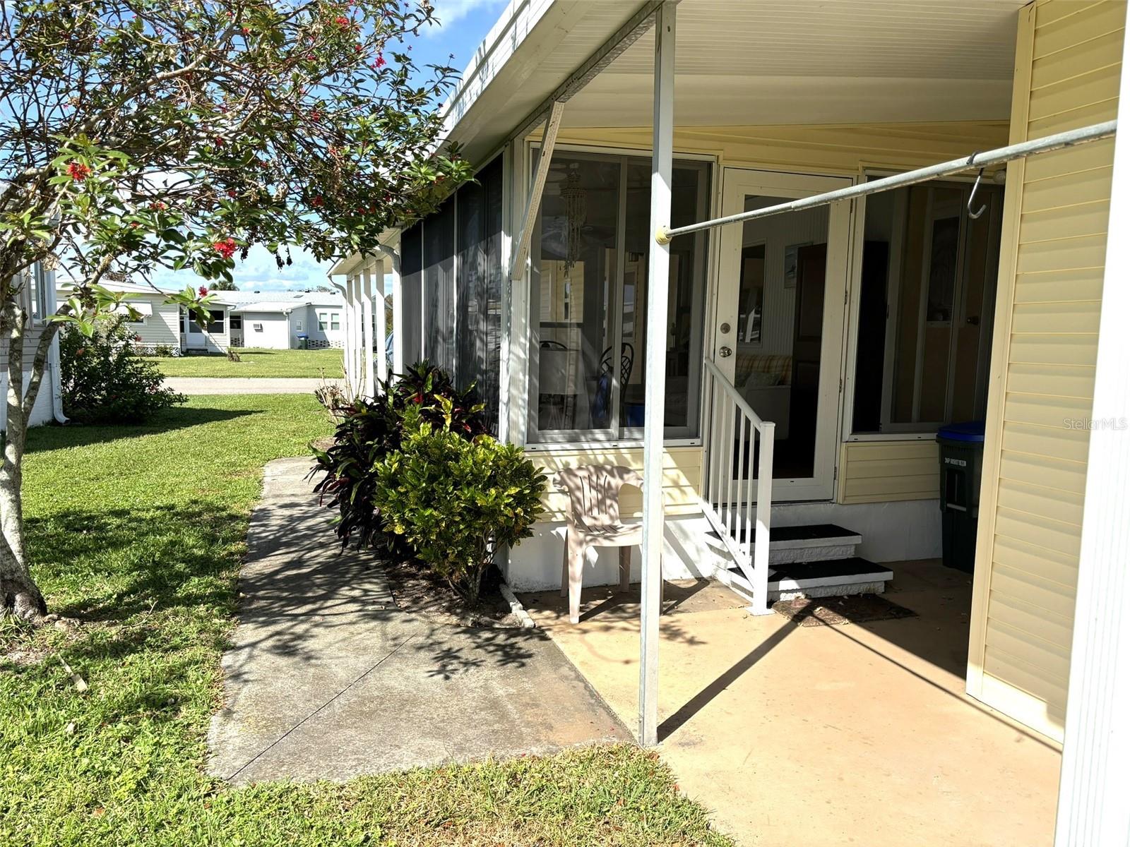 Image 7 of 30 For 6444 Haele Court