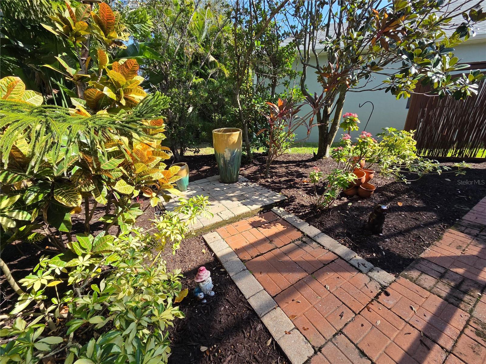 Image 24 of 24 For 24412 Lakeview Place