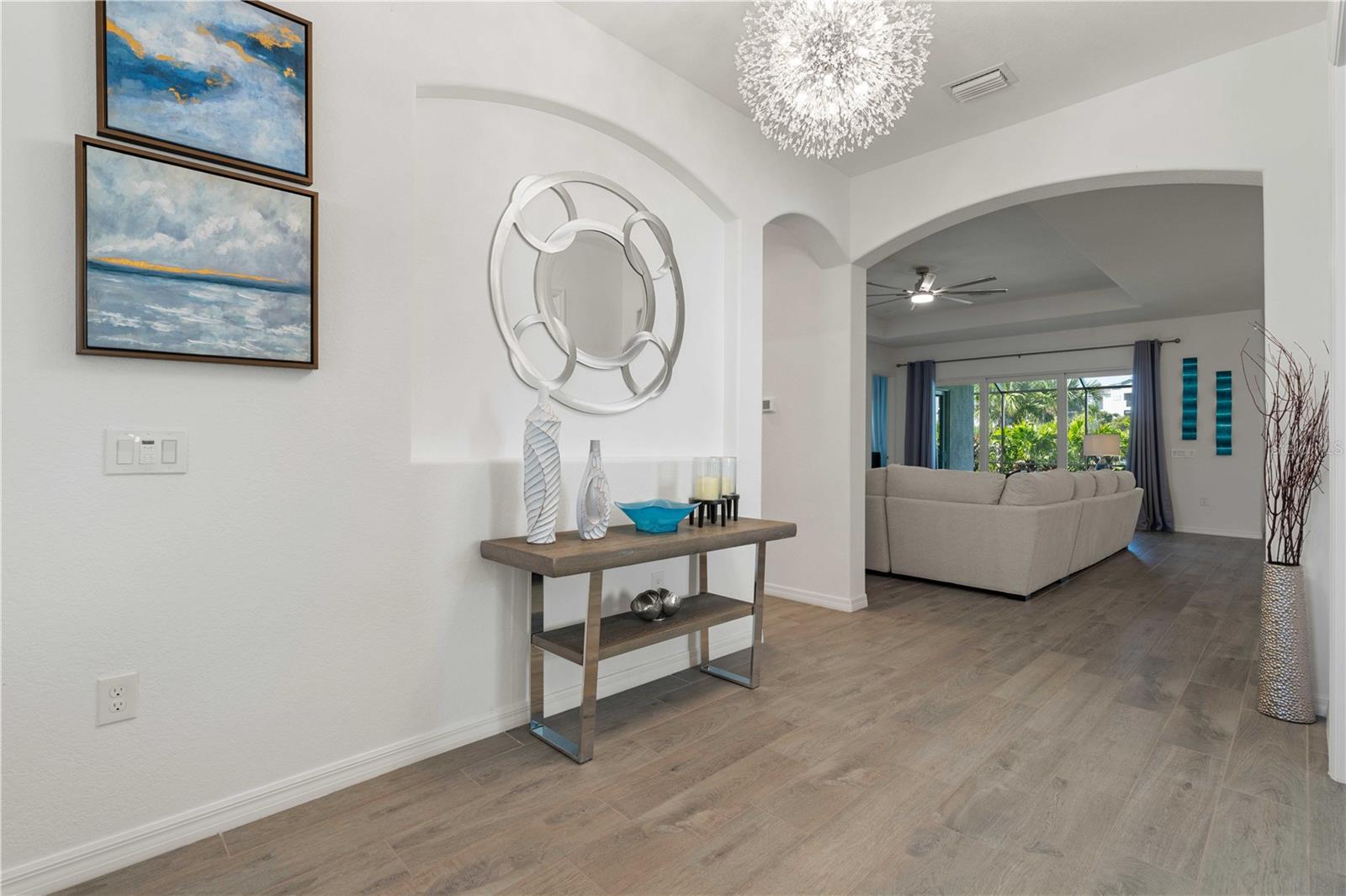 Image 21 of 100 For 25024 Longmeadow Drive