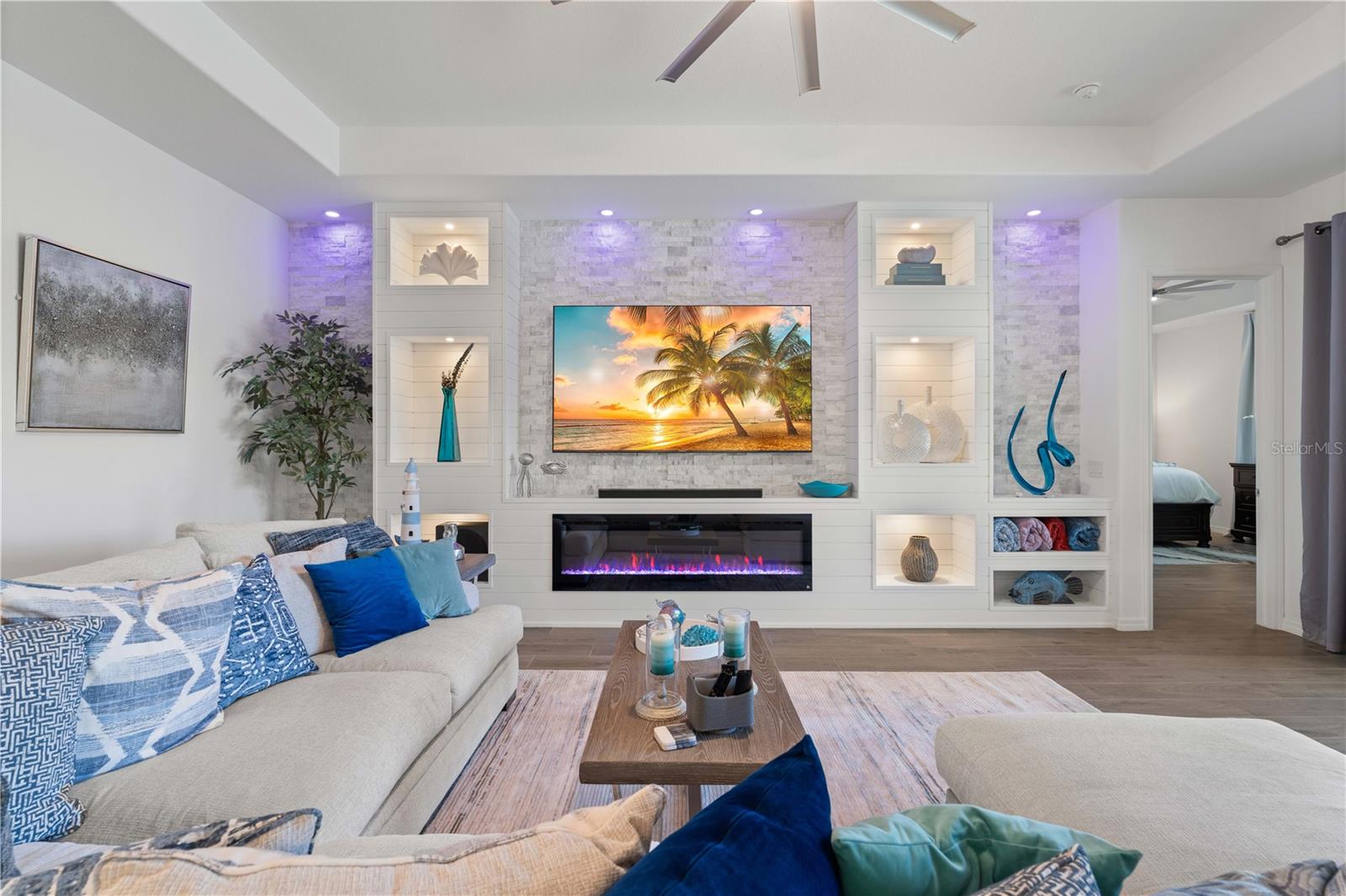 Image 27 of 100 For 25024 Longmeadow Drive