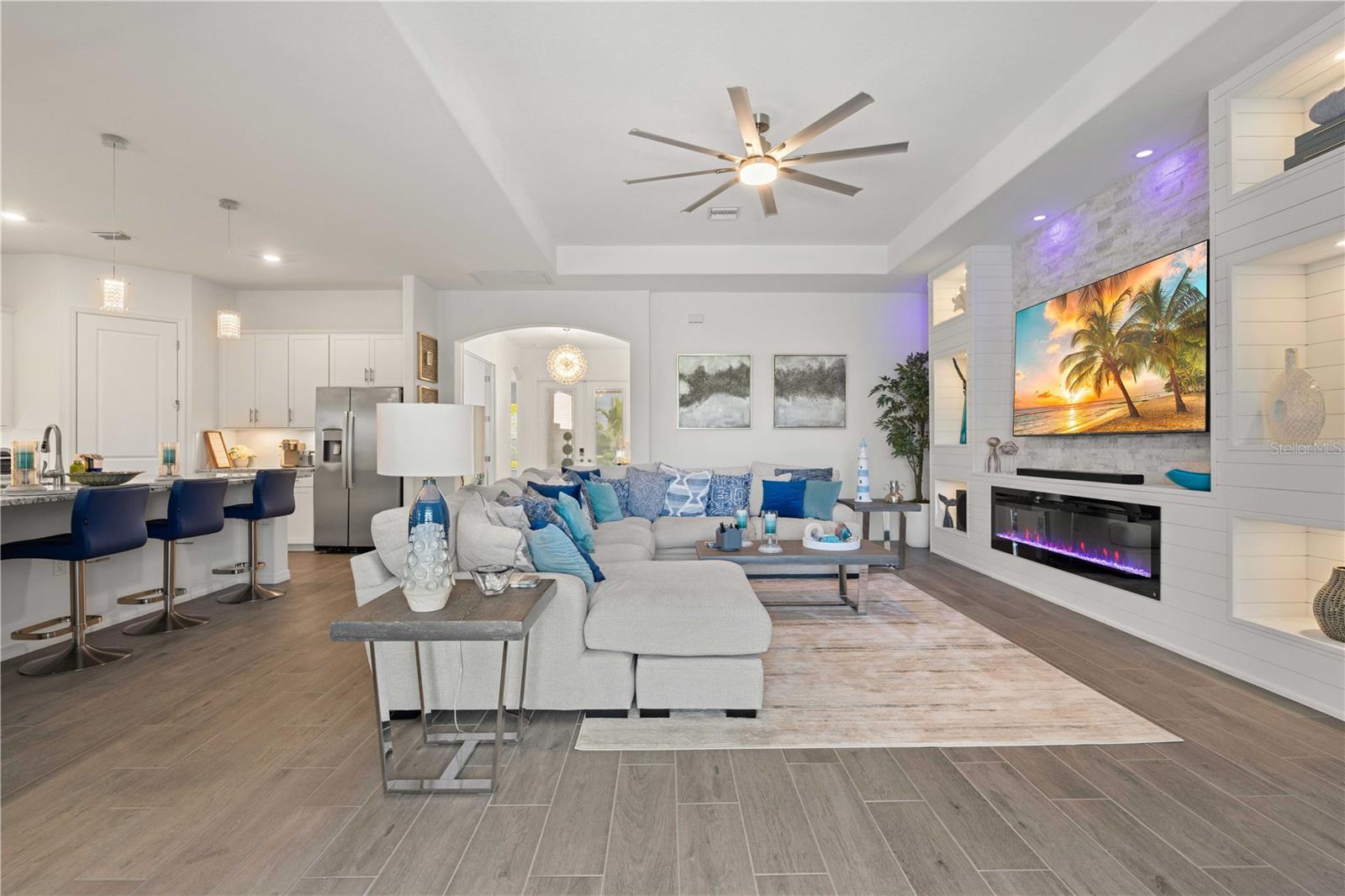 Image 3 of 100 For 25024 Longmeadow Drive