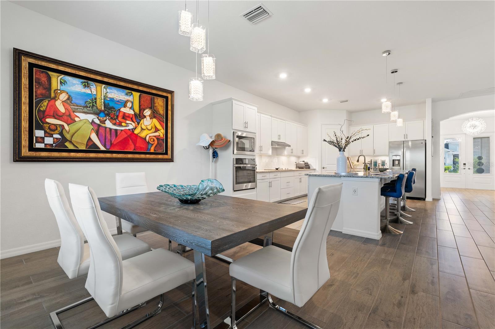 Image 36 of 100 For 25024 Longmeadow Drive