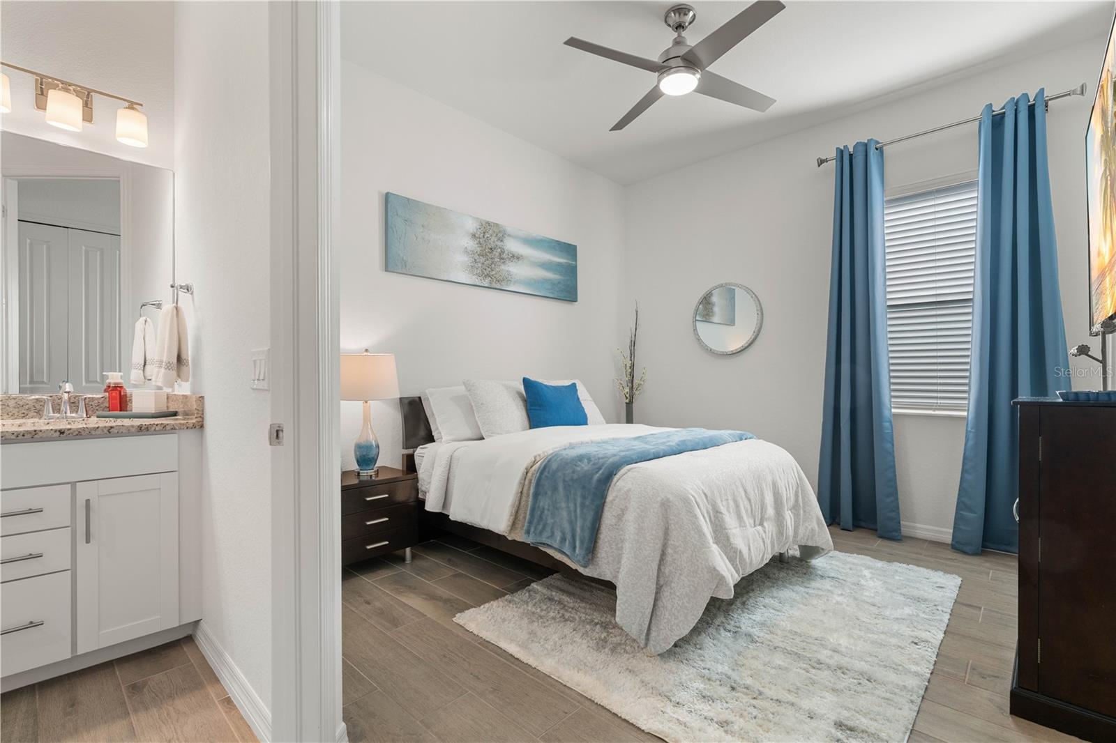 Image 48 of 100 For 25024 Longmeadow Drive