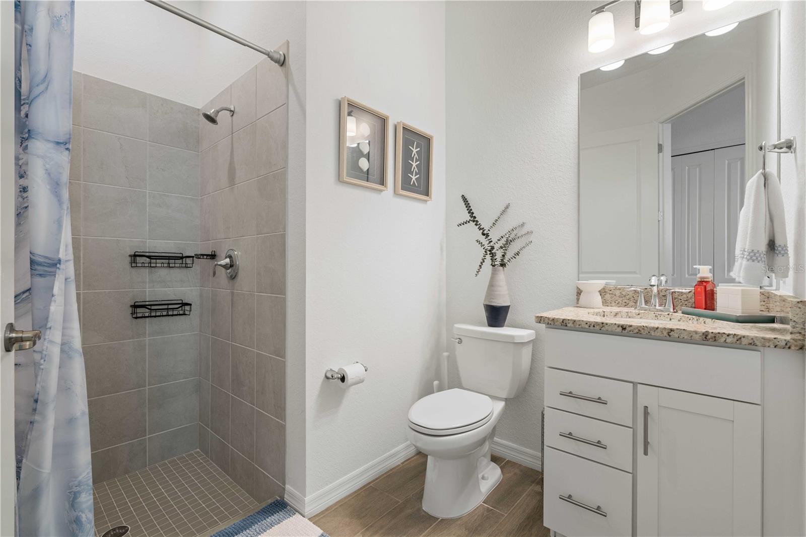 Image 50 of 100 For 25024 Longmeadow Drive