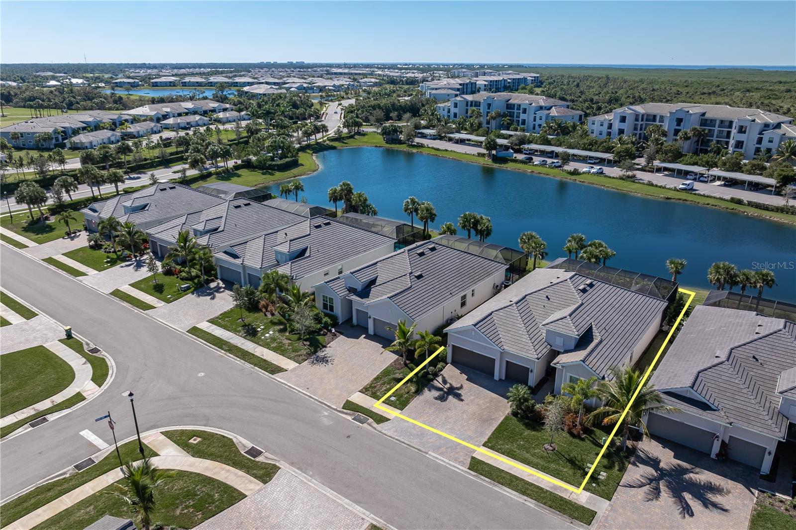 Image 64 of 100 For 25024 Longmeadow Drive