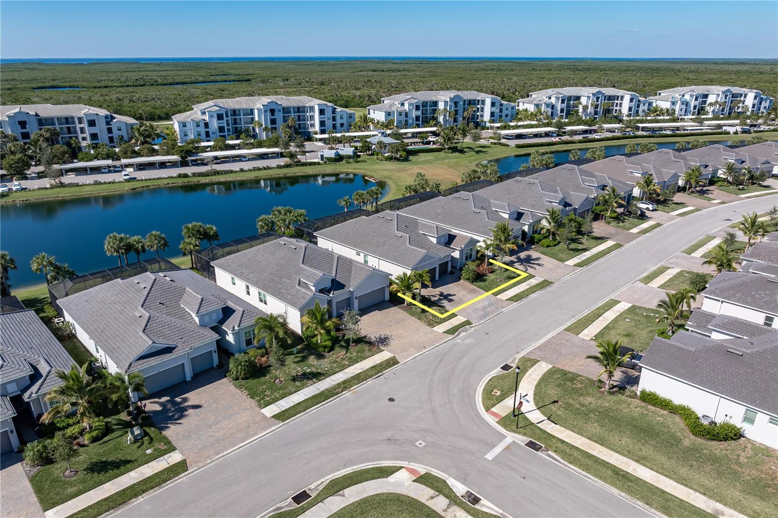 Image 72 of 100 For 25024 Longmeadow Drive