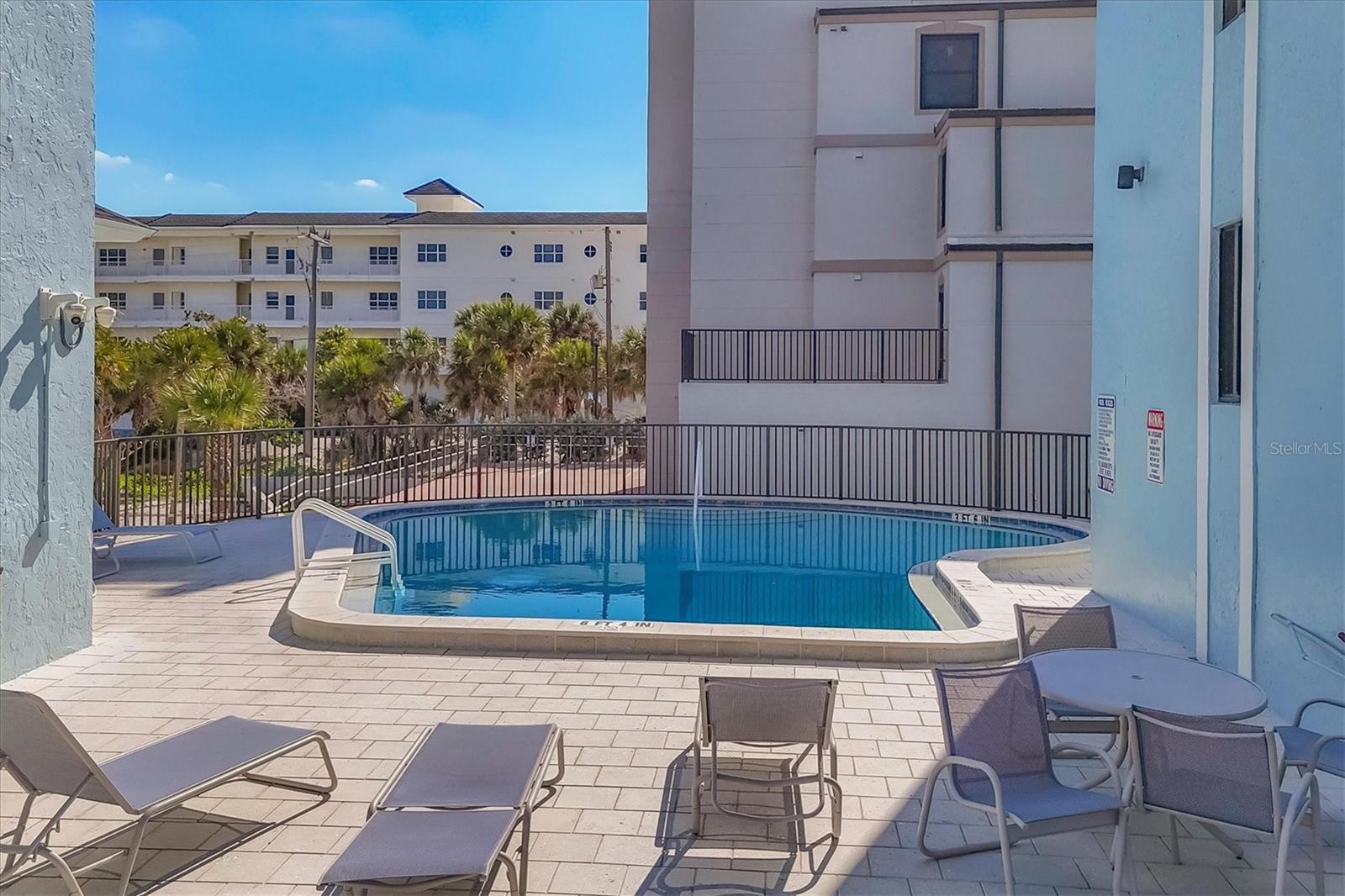 Image 37 of 48 For 2810 Beach Road D205