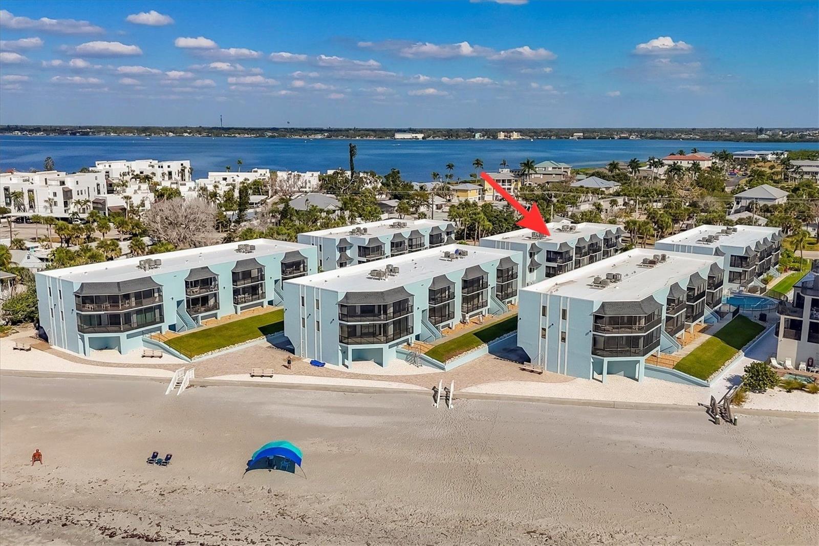 Image 41 of 48 For 2810 Beach Road D205