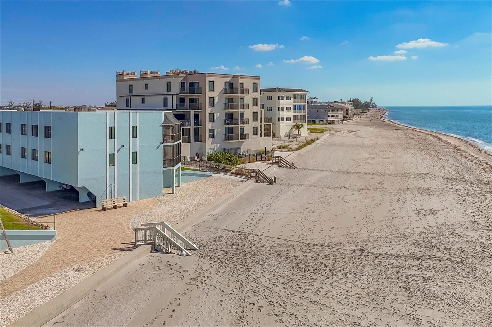 Image 42 of 48 For 2810 Beach Road D205