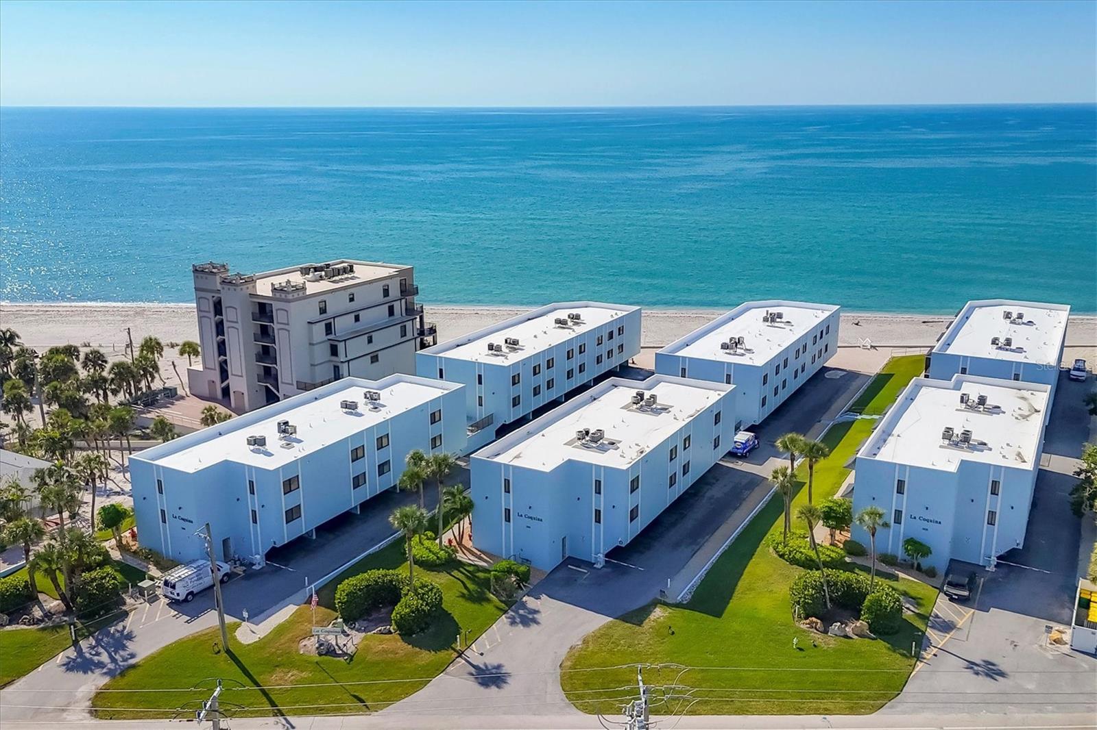 Image 5 of 48 For 2810 Beach Road D205