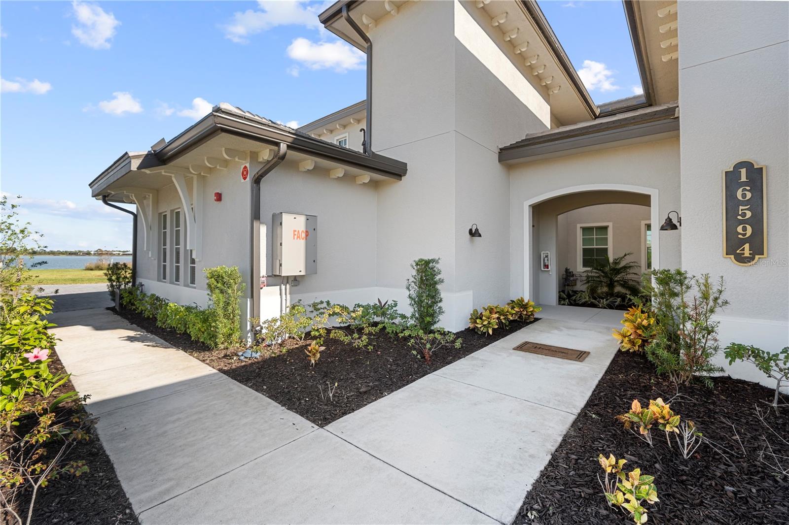 Image 7 of 83 For 16594 Ridgeview Circle 4321