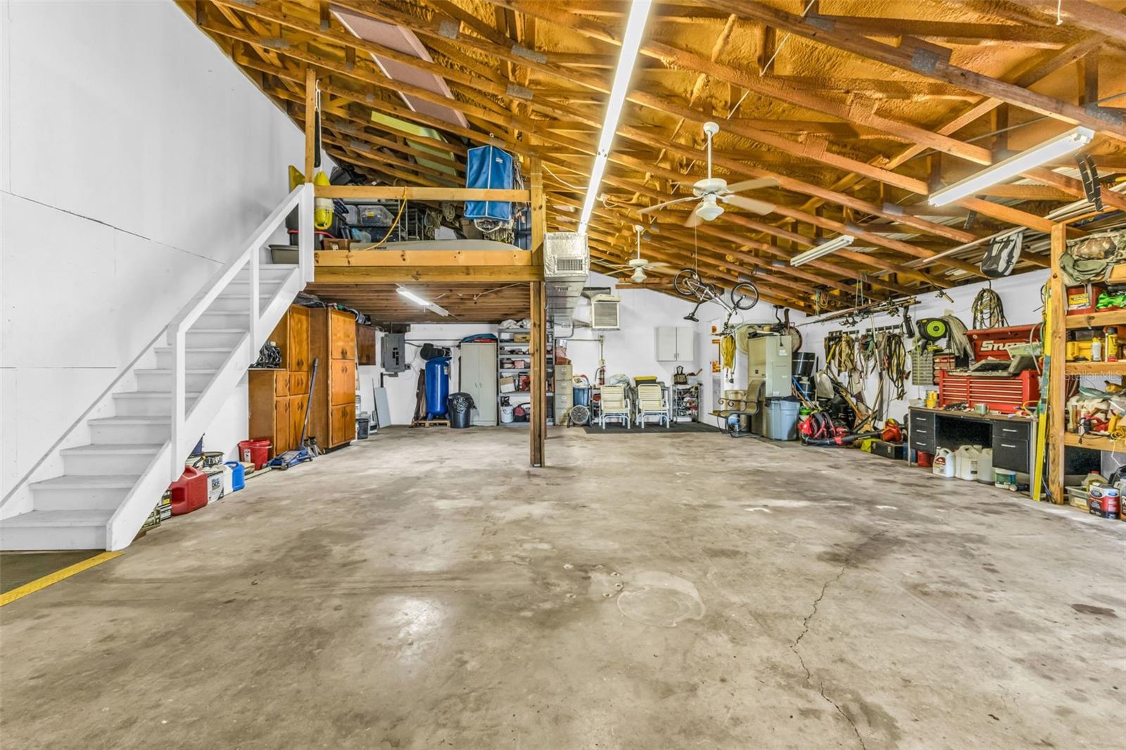 Image 13 of 60 For 27039 Rushmore Avenue