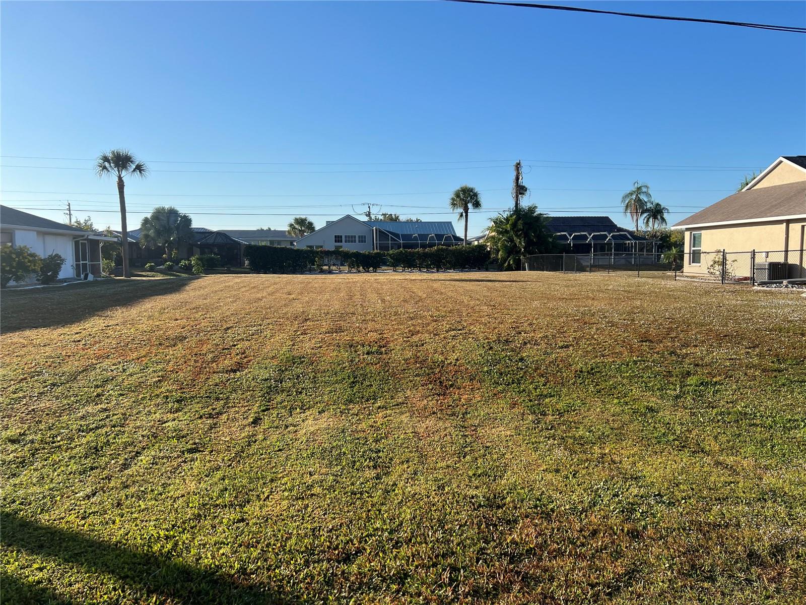 Image 3 of 3 For 25285 Padre Lane