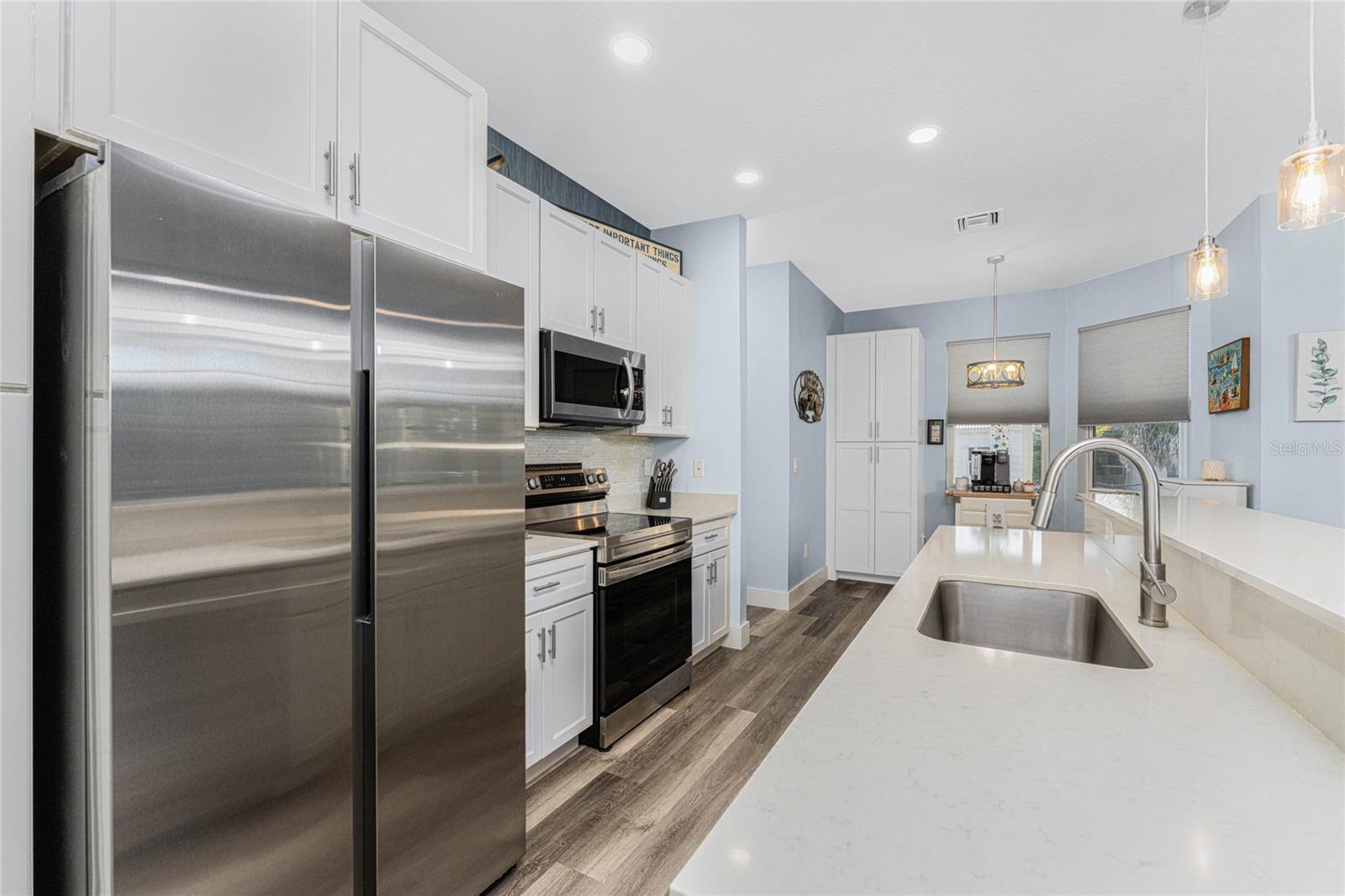 Image 12 of 76 For 23387 Cedarton Avenue