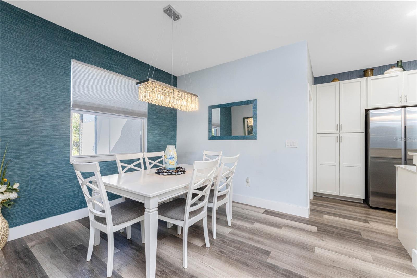 Image 20 of 76 For 23387 Cedarton Avenue