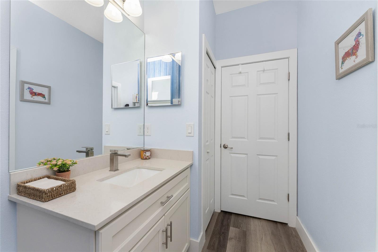 Image 37 of 76 For 23387 Cedarton Avenue