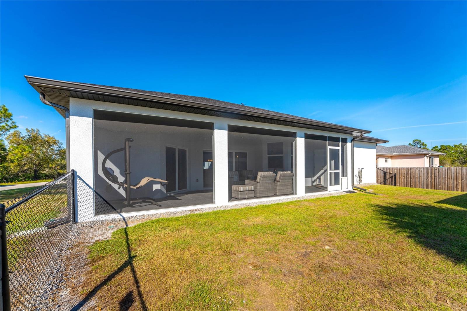 Image 55 of 76 For 23387 Cedarton Avenue