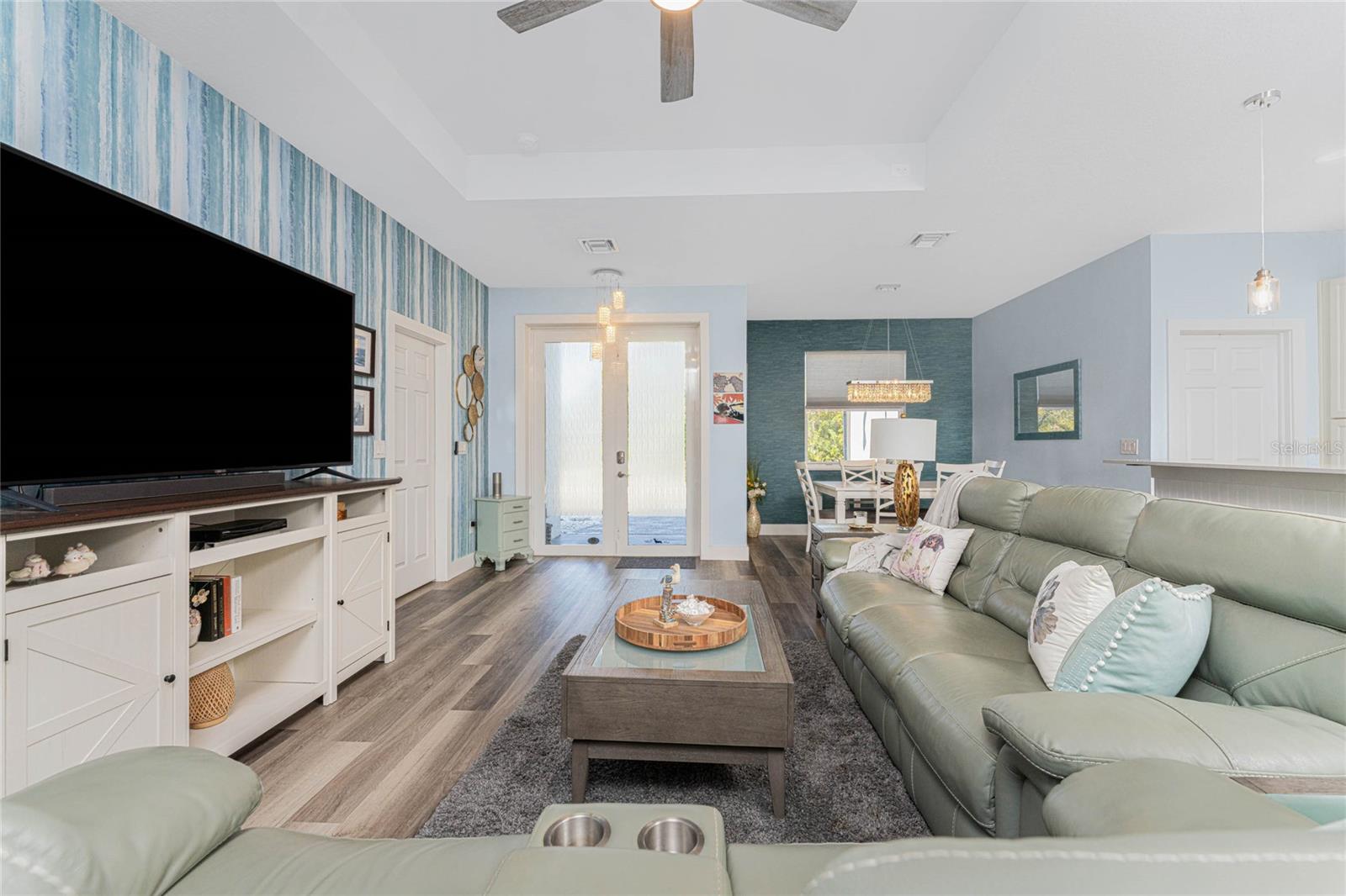 Image 6 of 76 For 23387 Cedarton Avenue