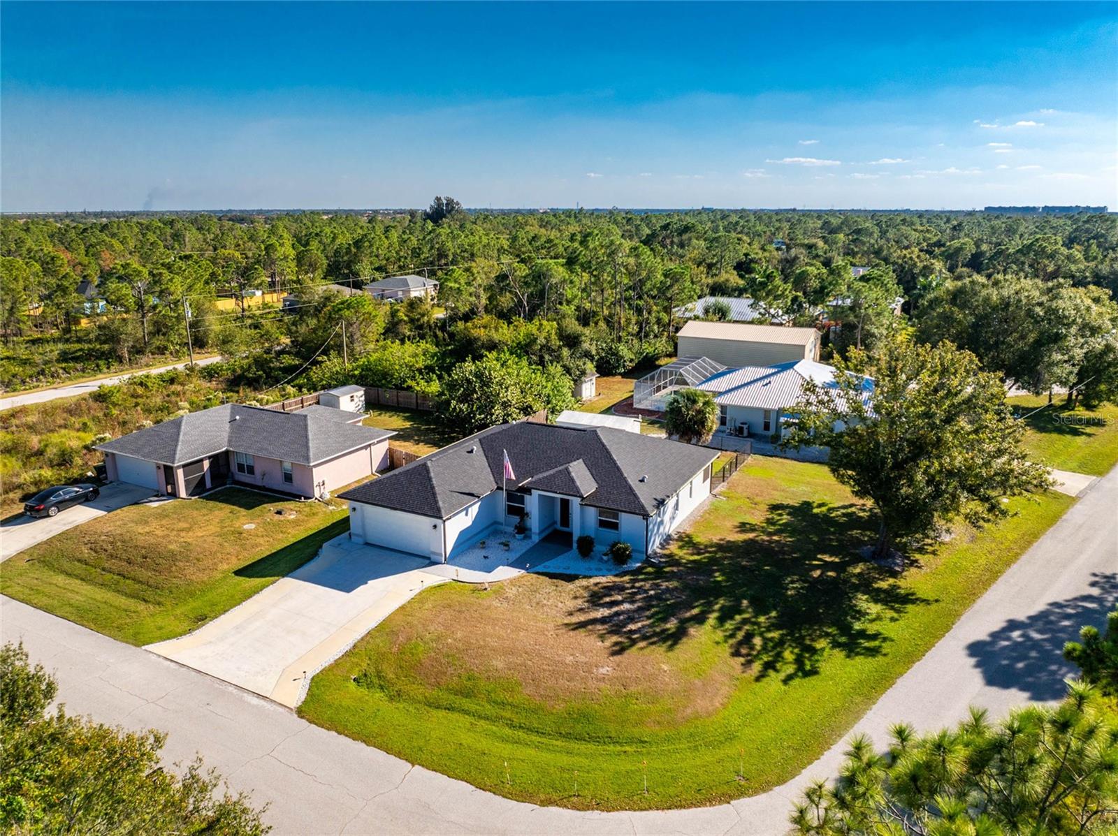 Image 61 of 76 For 23387 Cedarton Avenue