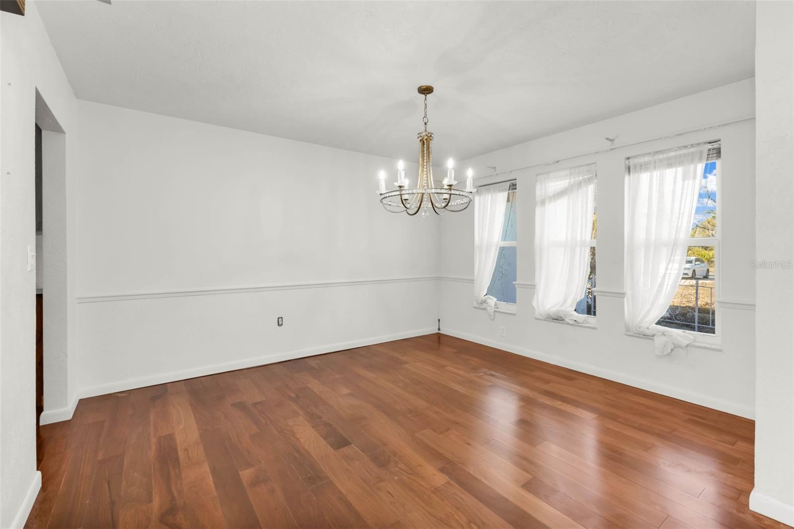 Image 12 of 59 For 2421 Belle Road