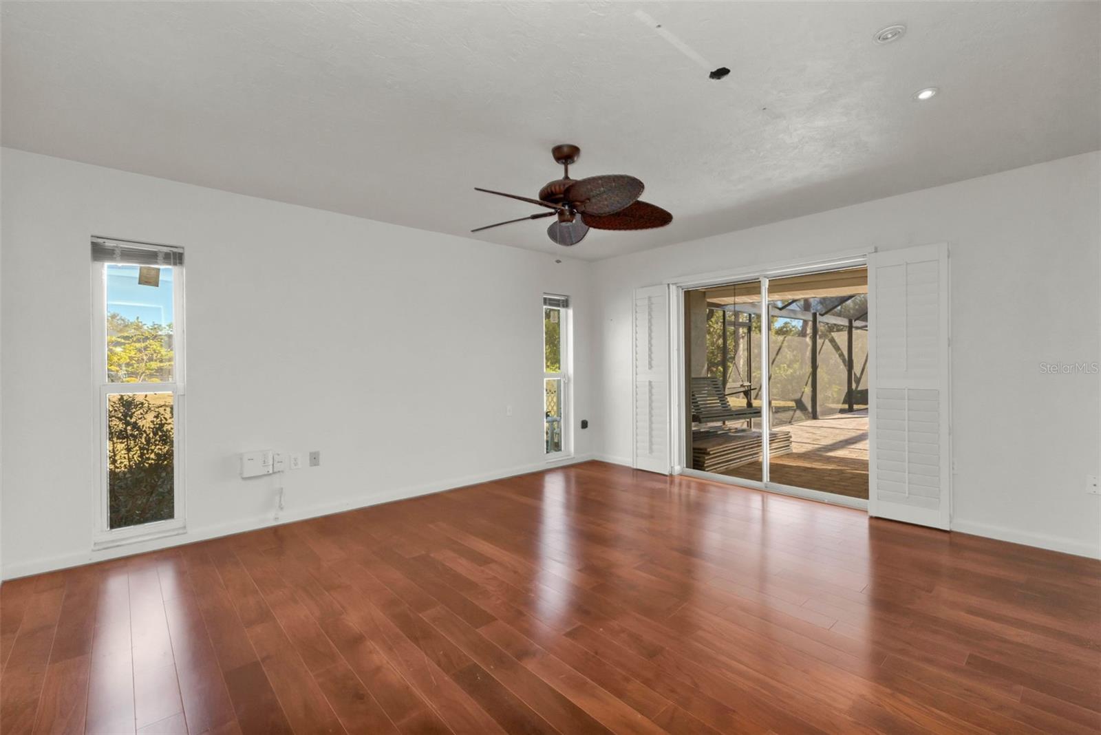 Image 14 of 59 For 2421 Belle Road