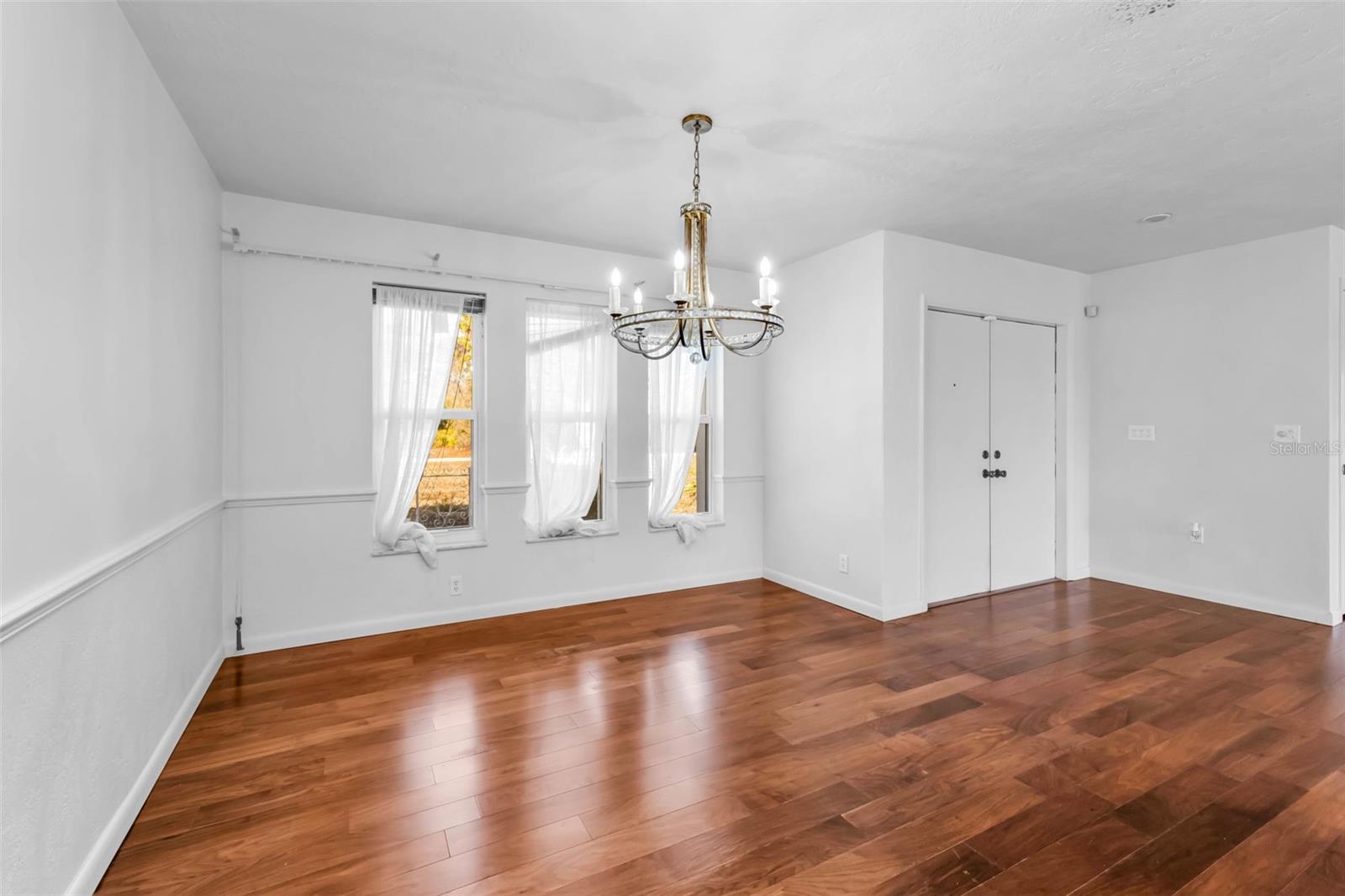 Image 21 of 59 For 2421 Belle Road