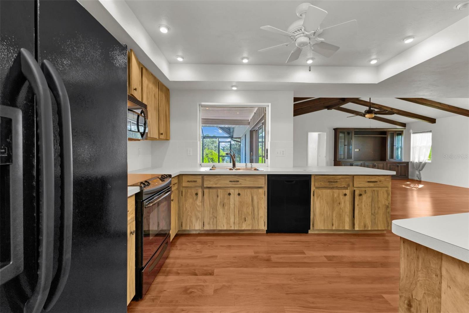 Image 22 of 59 For 2421 Belle Road