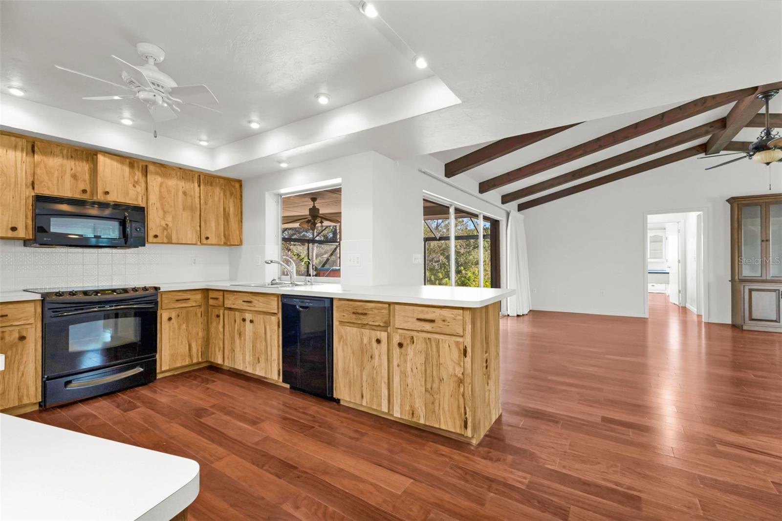 Image 25 of 59 For 2421 Belle Road