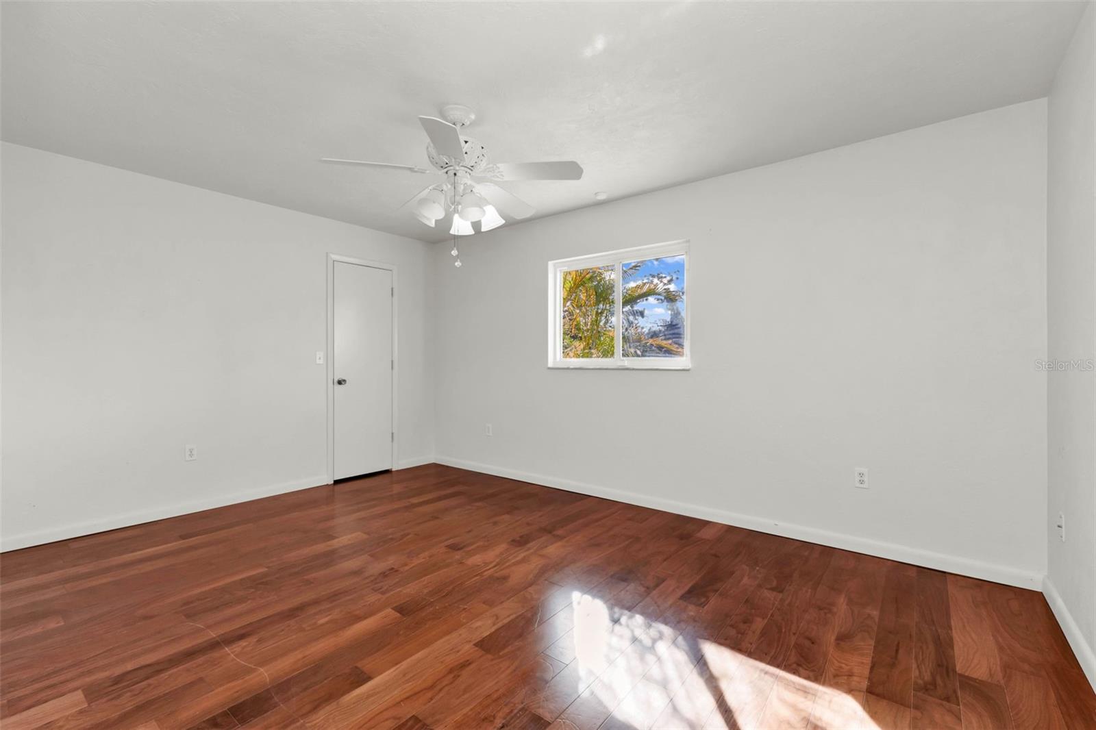 Image 35 of 59 For 2421 Belle Road