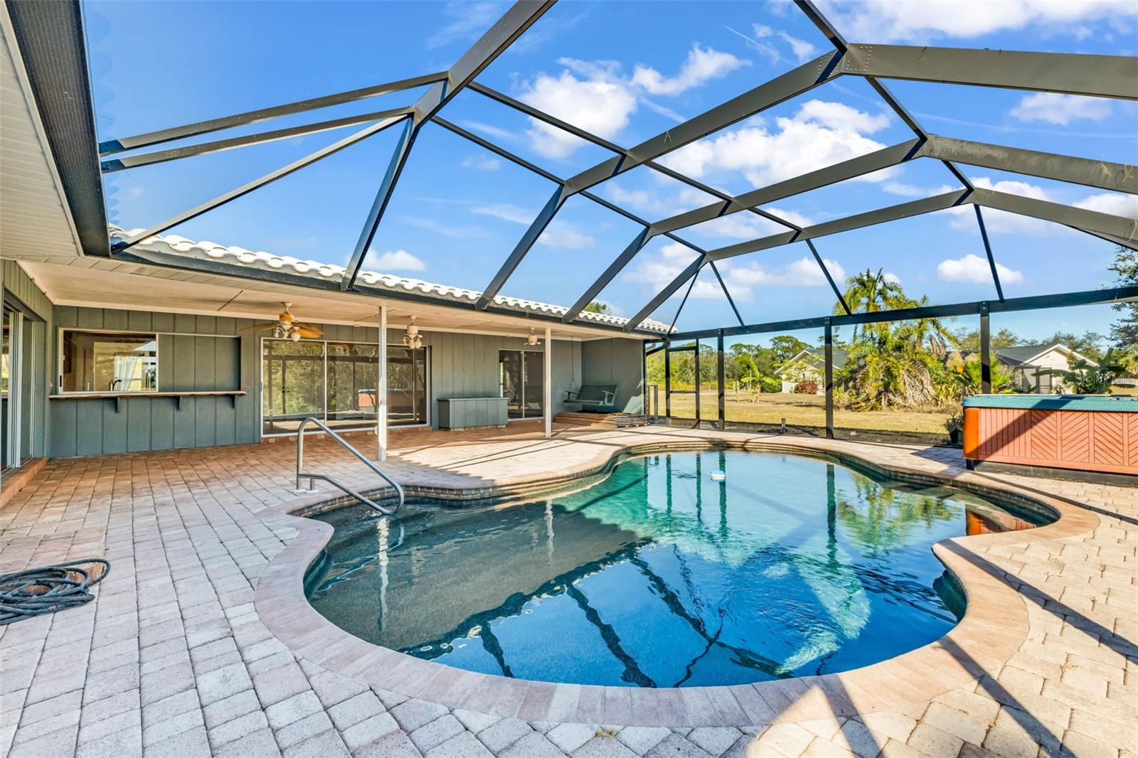 Image 44 of 59 For 2421 Belle Road