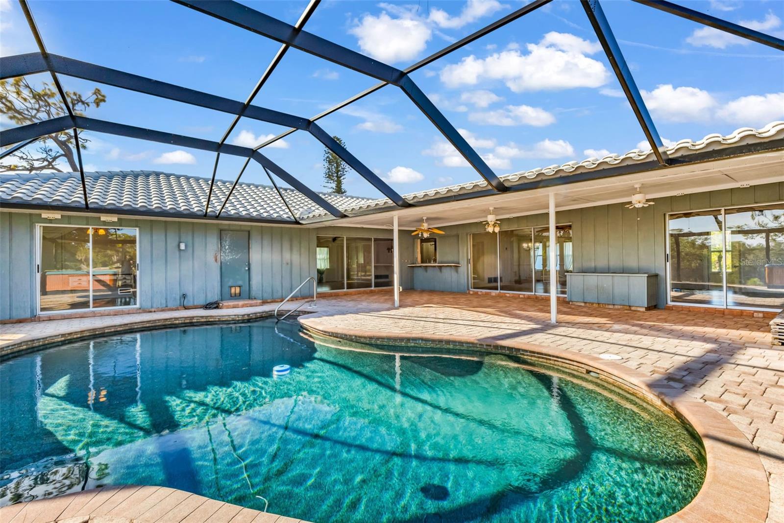 Image 46 of 59 For 2421 Belle Road