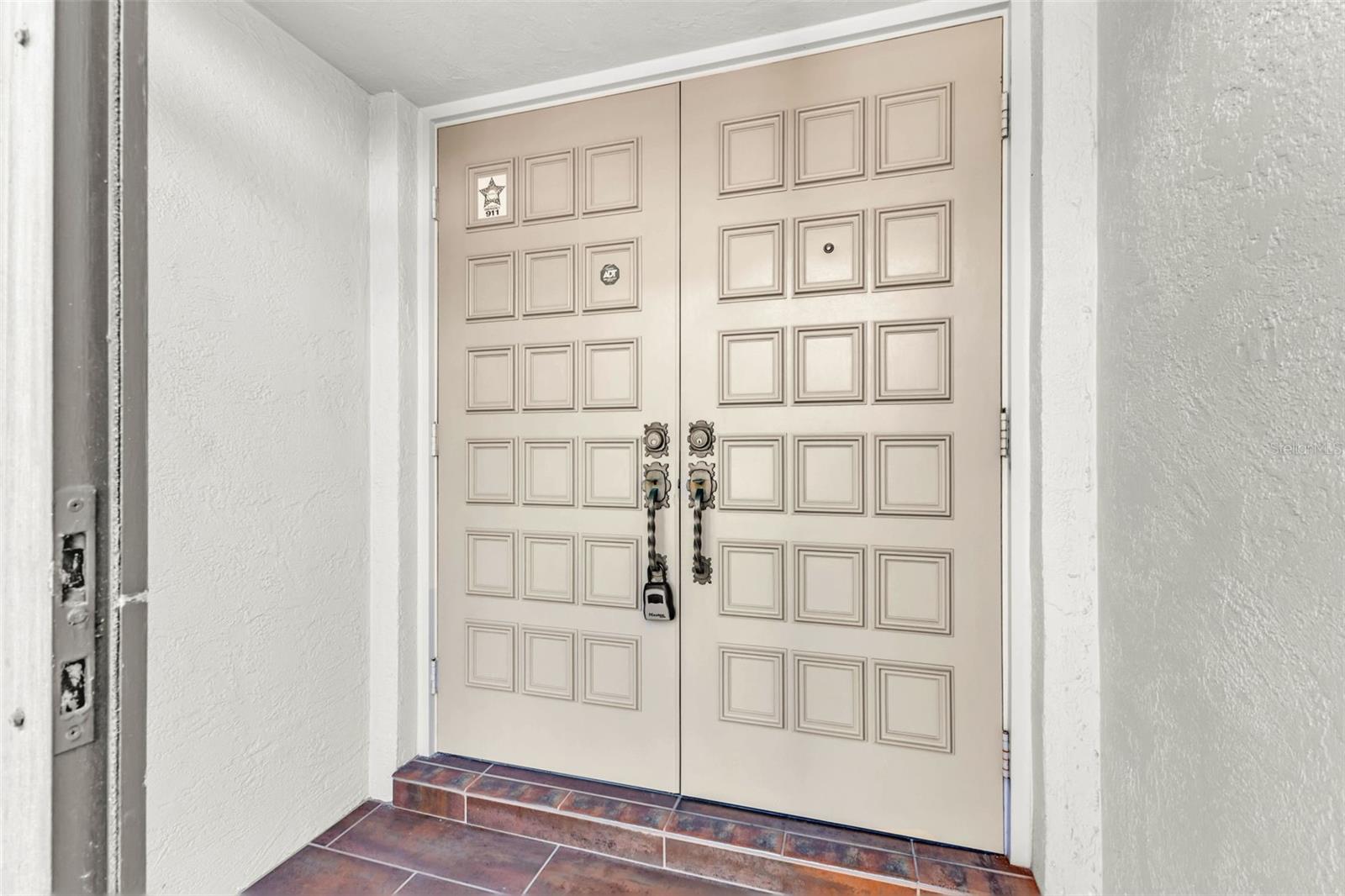 Image 7 of 59 For 2421 Belle Road