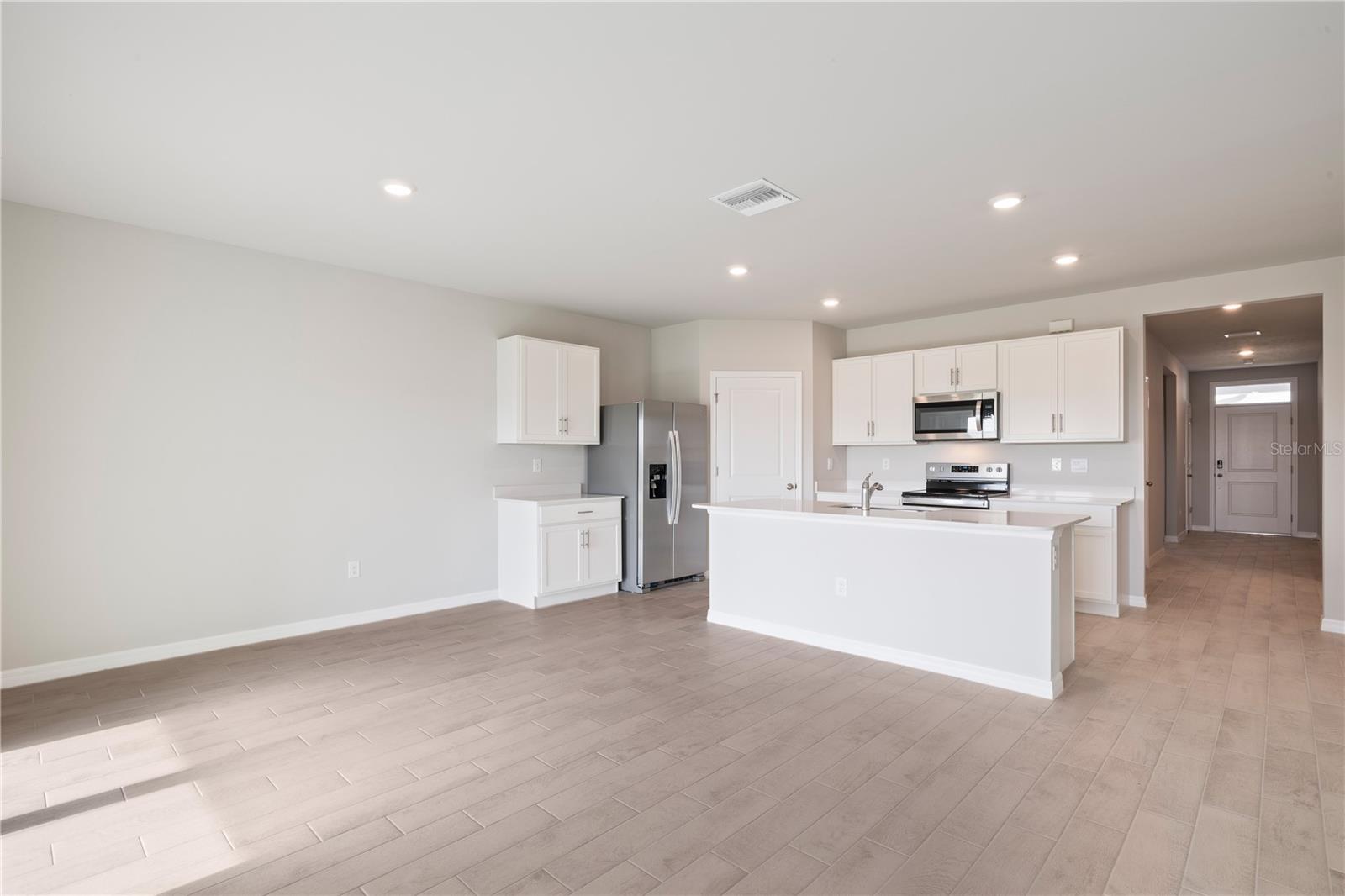 Image 4 of 21 For 9498 Turtle Grass Circle